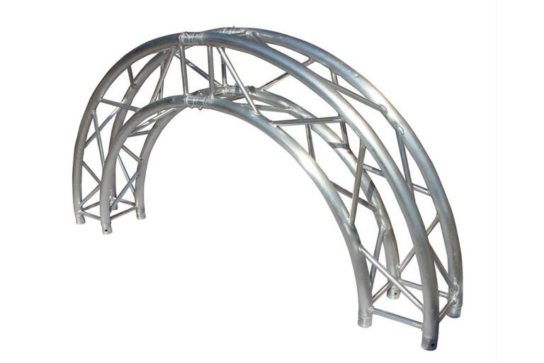 estructura truss curvo