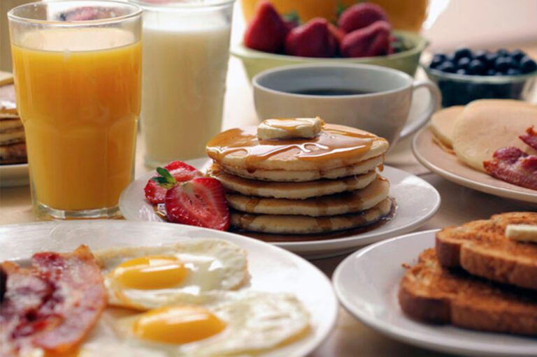 evento gastronomico desayuno americano